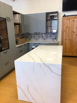 Calacatta Tuono Quartz - 127X64